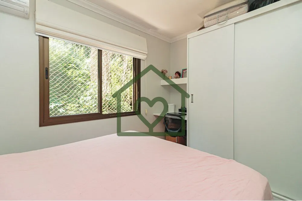 Imagem **Apartamento à Venda em Condomínio Fechado no Menino Deus, Porto Alegre** Descubra seu novo lar e...