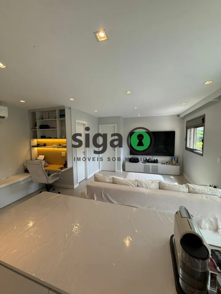 Imagem Apartamento em Moema para venda com 1 suíte, living ampliado, 1 vaga- Porteira fechada
