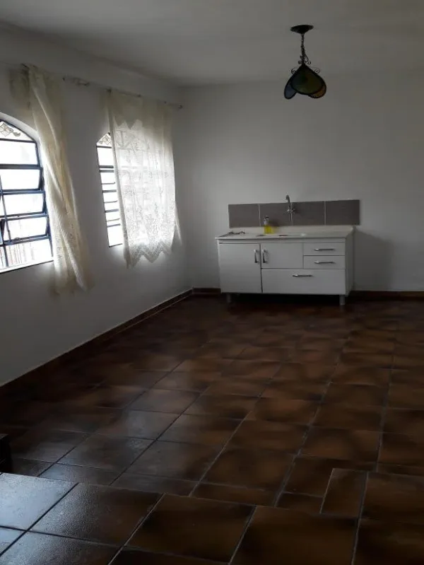 Imagem Imperdível oportunidade: Casa à venda em Santo André-SP, Vila Guaraciaba, 2 quartos, 1 suíte, 2 salas, 2 banheiros, 3 vagas, 96m²