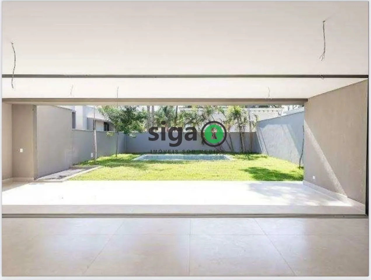 Imagem Casa em condomíno com 4 suites, 6 vagas e infra para elevador, na Chácara Santo Antonio a Venda