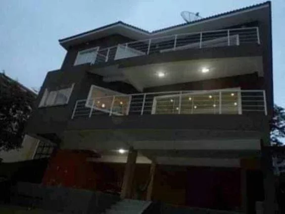Foto do imóvel Casa Alto Padrão à Vendo no Condomínio Tarumã em Rua Tapajós