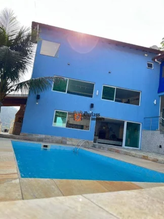 Imagem Sobrado com 4 suítes à venda por R$ 950.000 - Perequê-Mirim - Ubatuba/SP