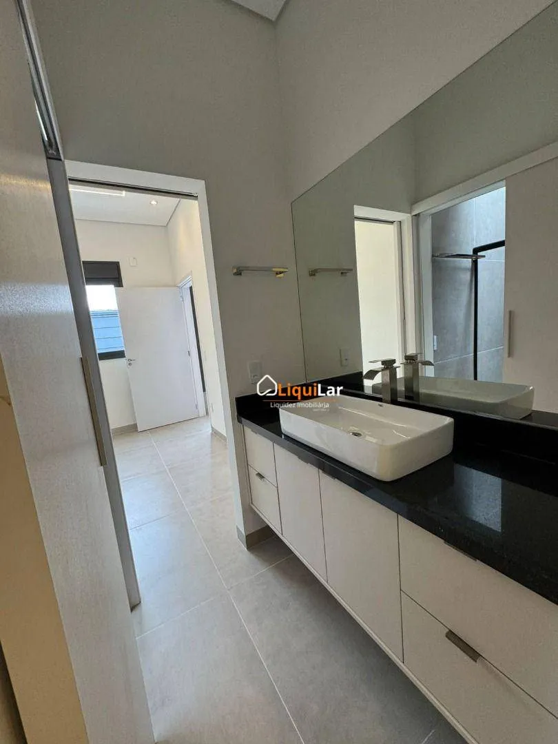 Imagem Casa Moderna com Spa Privativo