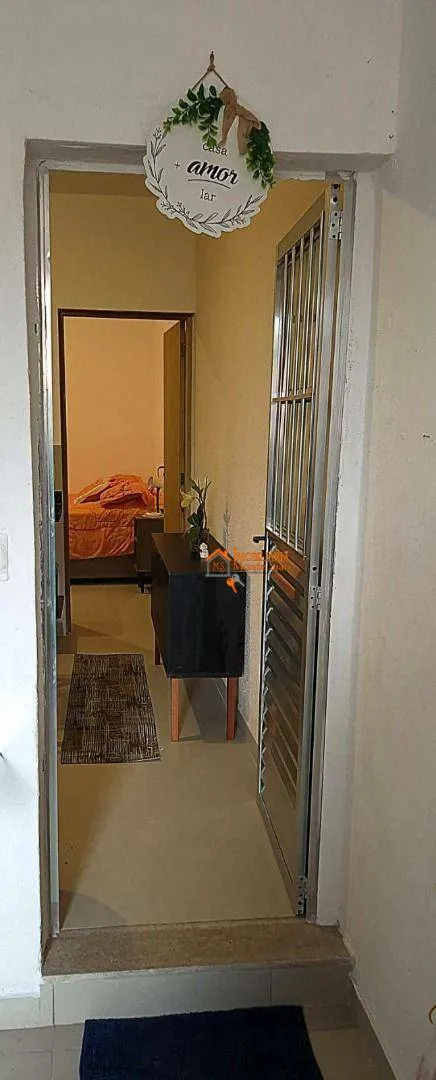 Imagem Casa com 1 dormitório para alugar, 50 m² por R$ 2.000,00/mês - Jardim Santa Mena - Guarulhos/SP