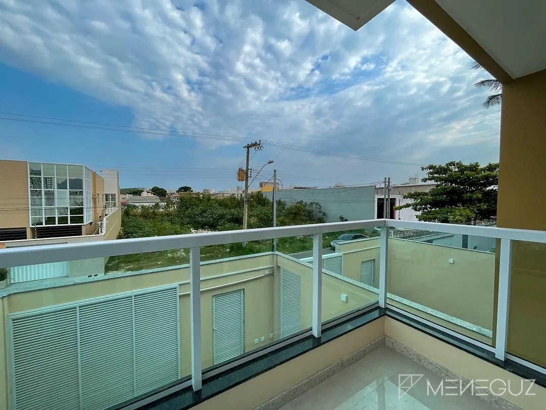 Casa a venda em Guarapari na Praia do Morro, com 3 quartos e lazer