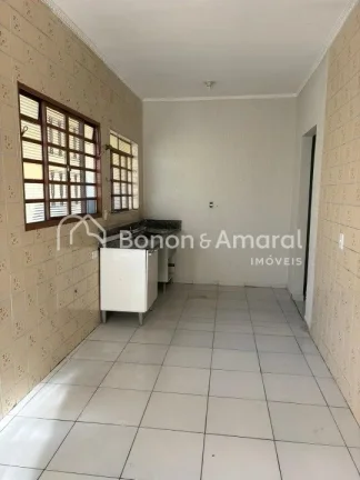 Imagem Casa disponível para locação em Campinas, ideal para quem busca praticidade e qualidade de vida. ...