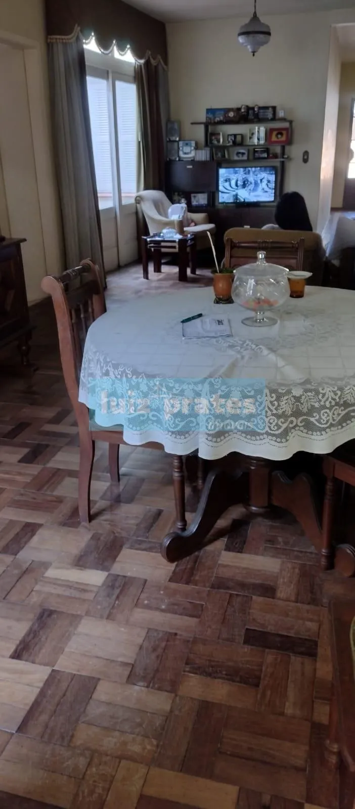 Imagem Ótima Casa centro de Pelotas, localização privilegiada próximo Hospital Clinicas