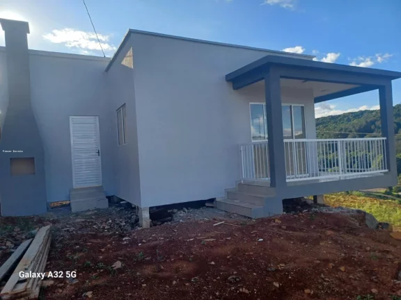 Imagem Casa para Venda em Concórdia, Jardim Sul, 2 dormitórios, 1 suíte, 2 banheiros, 1 vaga