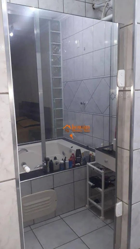 Imagem Sobrado com 3 dormitórios à venda por R$ 679.000,00 - Parque Flamengo - Guarulhos/SP