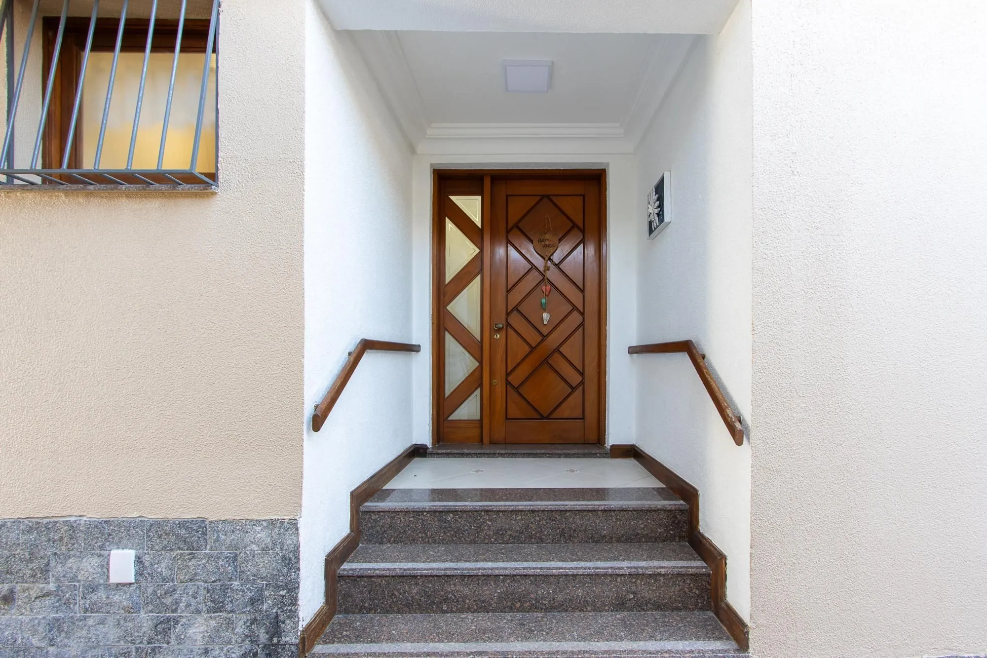 Imagem Prédio Misto Comercial/Residencial, à venda, com 802,57m² privativos, 6 vagas - Bairro Tristeza