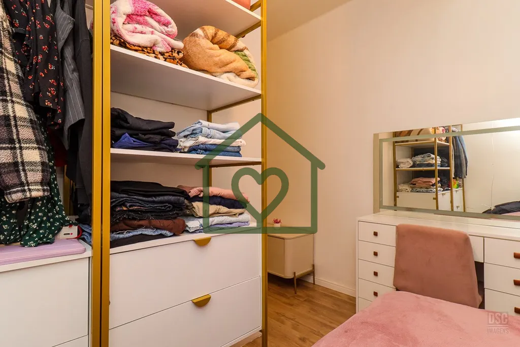 Imagem À venda um charmoso apartamento localizado na região sul do Brasil, no prestigiado bairro de Moinh...