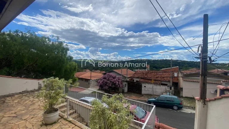 Imagem Casa térrea, com escada para acesso,
bem localizada no bairro Nova Sousas,
terreno de 300 m² e 197...