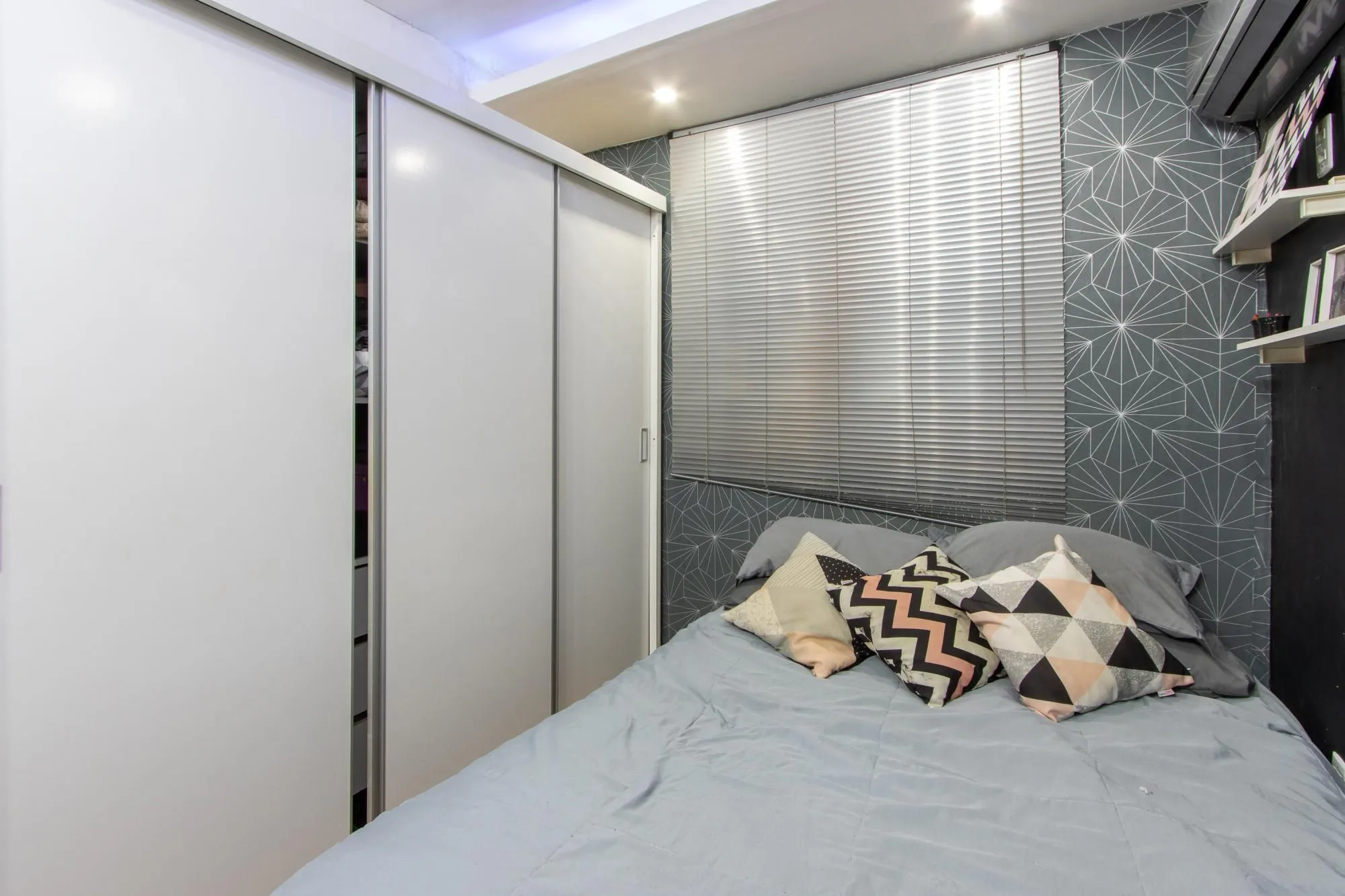 Imagem Casa/Sobrado 4 dormitórios com piscina