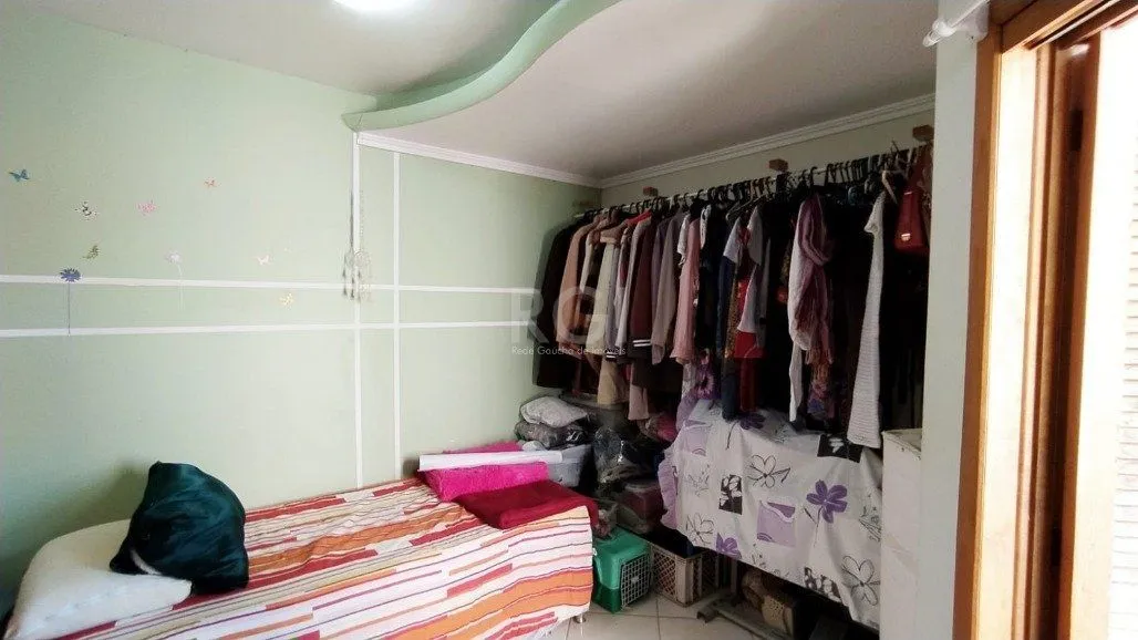 Imagem Sobrado para Venda - 136m², 4 dormitórios, sendo 2 suites, 2 vagas - Aberta dos Morros