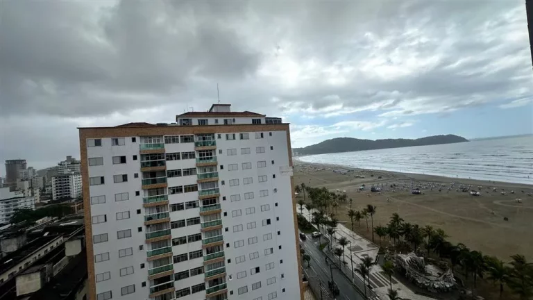 Imagem APARTAMENTO COM 145 m² - GUILHERMINA - PRAIA GRANDE SP