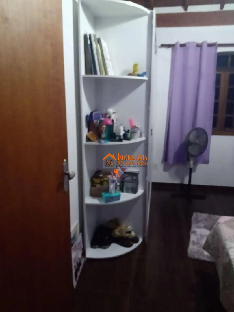 Imagem Sobrado com 4 dormitórios à venda, 211 m² por R$ 795.000,00 - Jardim Jovaia - Guarulhos/SP