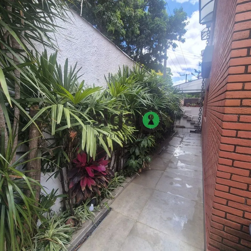 Foto do imóvel Casa com 3 quartos à venda na Alameda dos Ubiatans, 529, Planalto Paulista, São Paulo