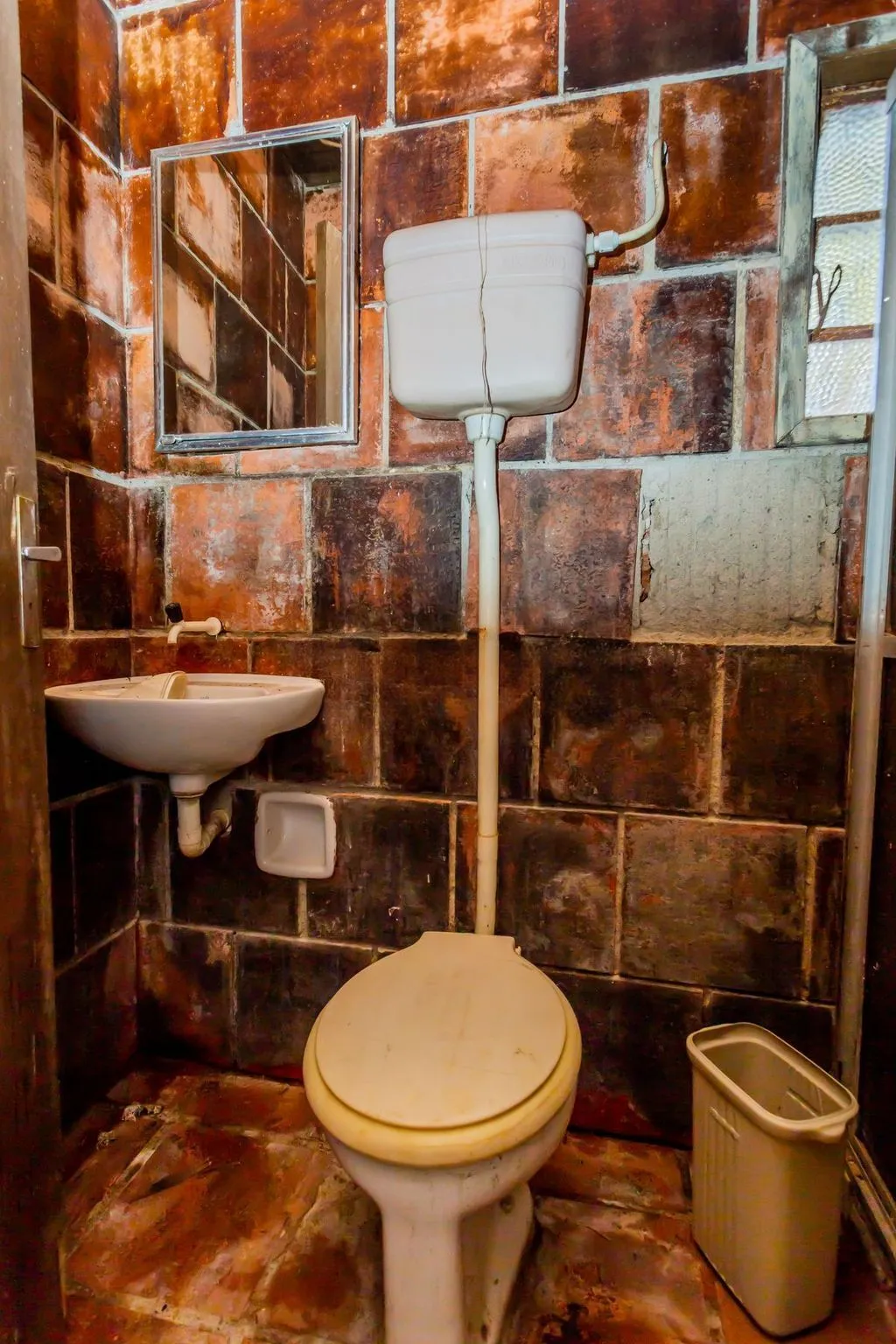 Imagem Casa de 3 dormitórios no Bairro Vila Jardim - Porto Alegre