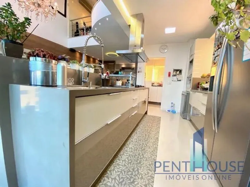 Imagem Apartamento Zona Central para Venda em Balneário Camboriú, CENTRO, 4 dormitórios, 4 suítes, 5 banheiros, 2 vagas