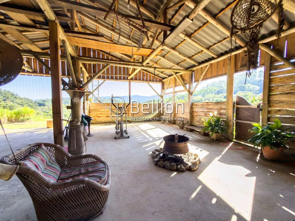 Imagem Sítio em Rodeio - Espaço, Privacidade e Contato com a Natureza!
