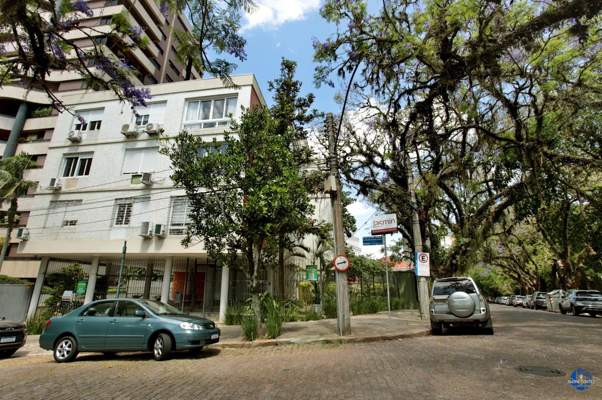 Imagem No Moinhos de Vento 03 dormitórios com 01 vaga