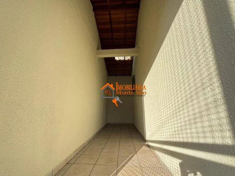 Imagem Sobrado com 3 dormitórios à venda, 156 m² por R$ 1.250.000,00 - Jardim Santa Mena - Guarulhos/SP