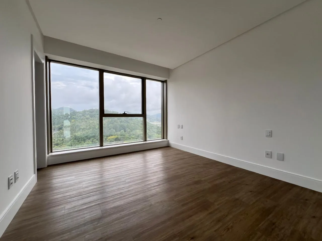 Imagem Apartamento com vista para o mar à venda com 265m2 por R$ 8.500.000,00