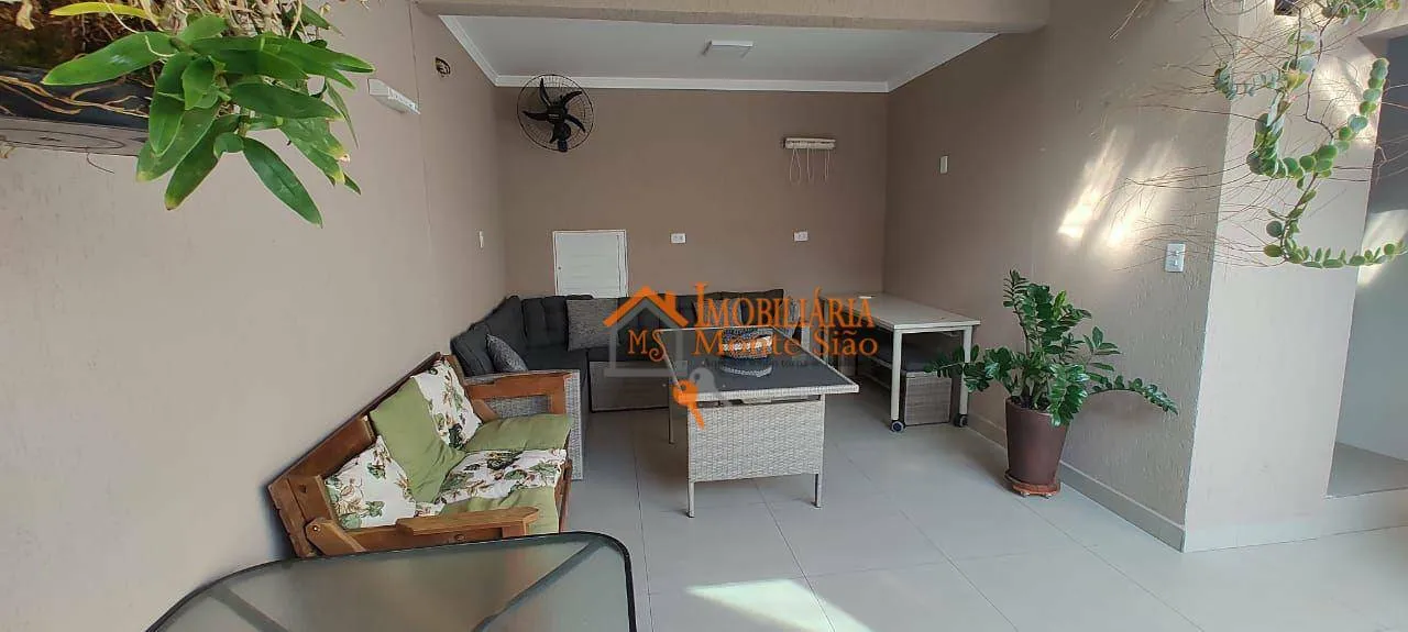 Imagem Sobrado com 3 dormitórios à venda, 165 m² por R$ 777.000,00 - Jardim Santa Clara - Guarulhos/SP