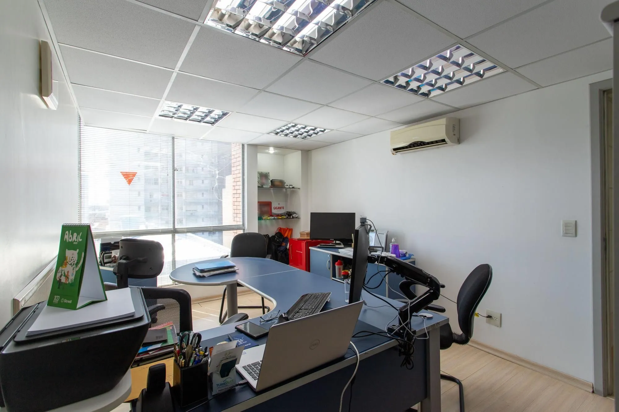 Imagem Andar inteiro mobiliado com 215 m² para até 60 pessoas