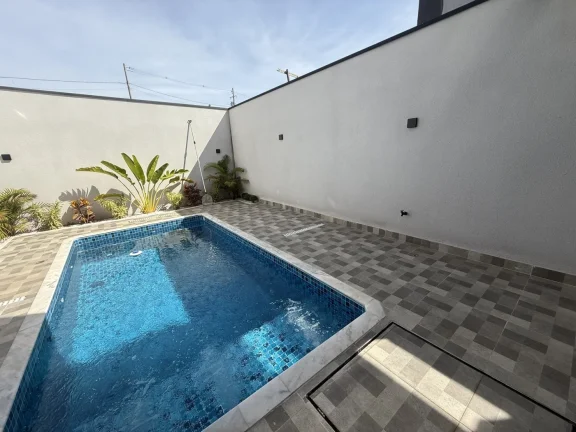 Imagem Casa Moderna com Piscina em Condomínio  Pronta para Morar!