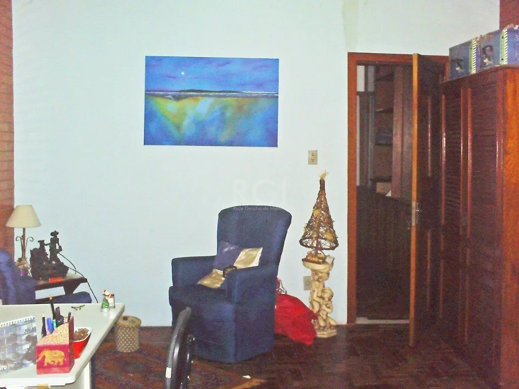 Imagem Casa para Venda - 140m², 3 dormitórios, sendo 1 suites, 2 vagas - Morro Santana