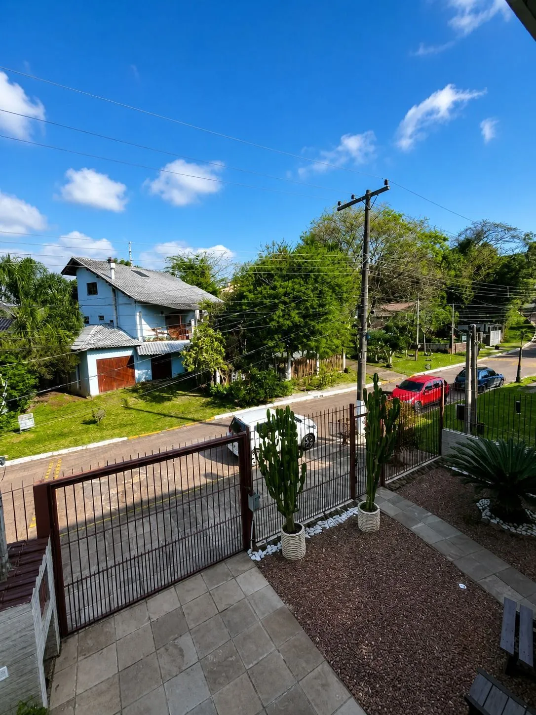 Imagem Luxuosa Residência no Cantegril | 4 Dormitórios, 3 Suítes, 273m² e 8 Vagas