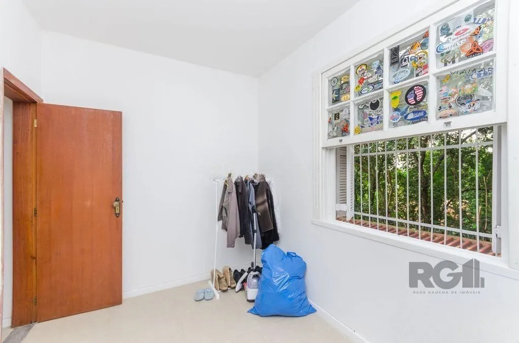 Imagem Casa de 4 dormitórios no bairro Três Figueiras