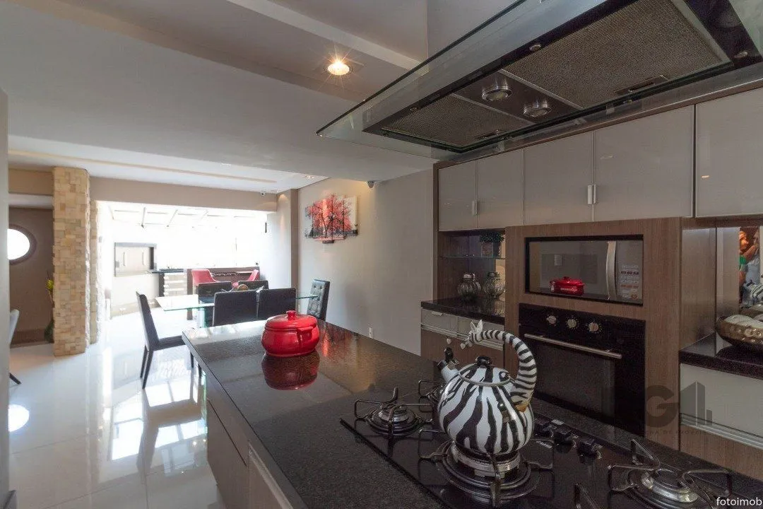 Imagem Casa Condominio para Venda - 307m², 5 dormitórios, sendo 1 suites, 4 vagas - Cristal
