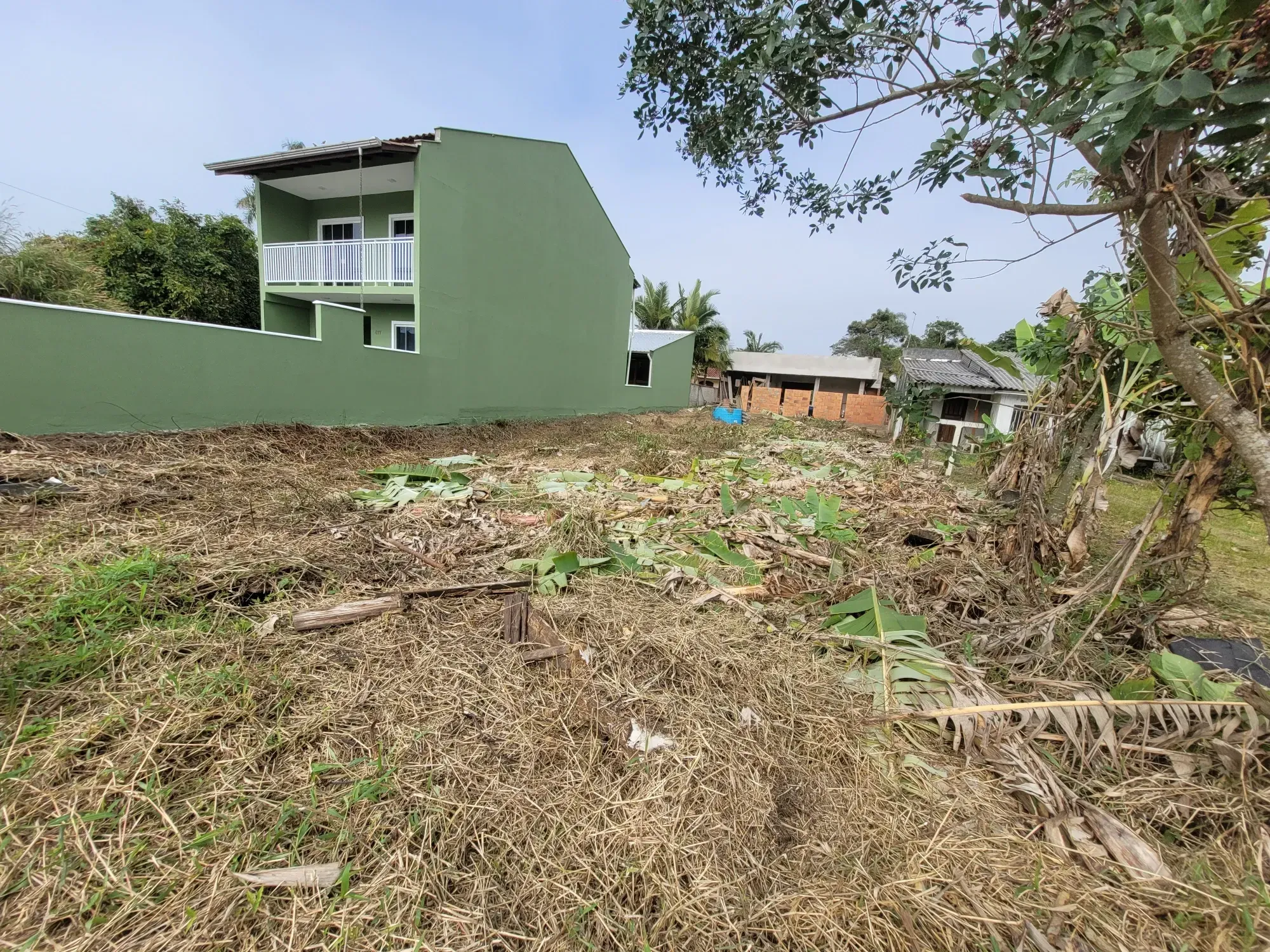 Foto do imóvel: Terreno à Venda, 360 m² em Barra do Saí - Itapoá