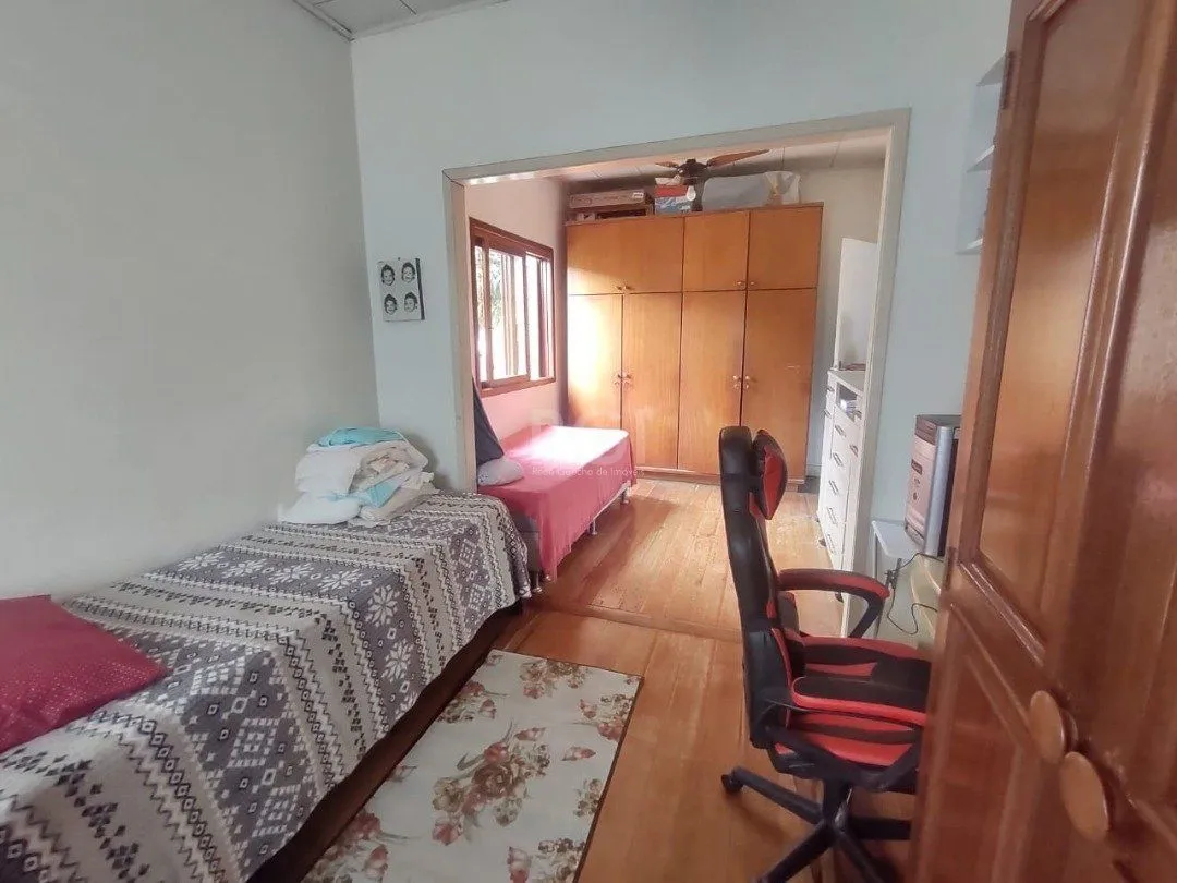 Imagem Casa para Venda - 265.1m², 3 dormitórios, 4 vagas - Guarujá