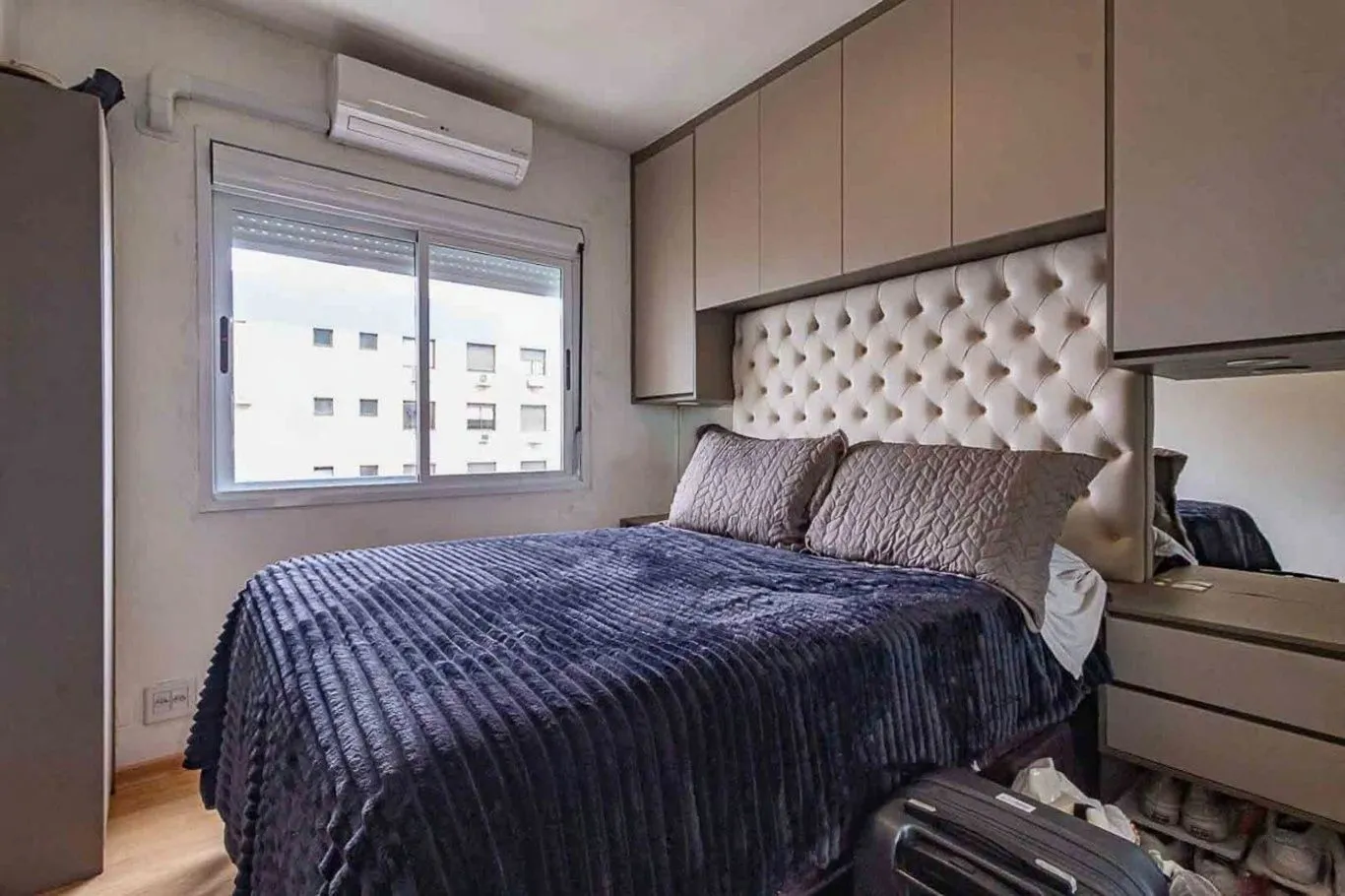 Imagem Vende-se apartamento com 2 quartos (1 suíte), 55m² e 2 vagas - Petrópolis