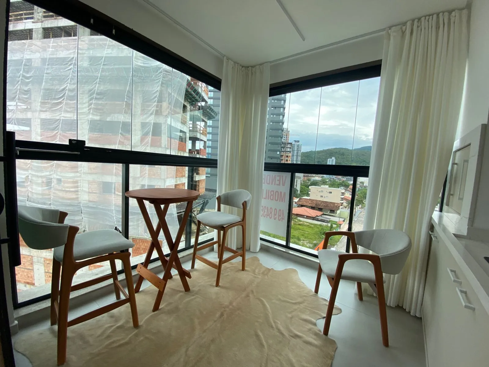 Imagem Apartamento com vista para o mar à venda com 135m2 por R$ 3.000.000,00