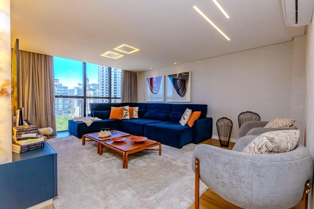 Imagem Apartamento com vista para o mar à venda com 200m2 por R$ 5.500.000,00
