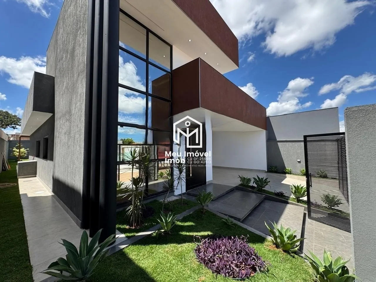 Imagem Casa 3 Qts 1 Suíte 4 Vagas 300m² Piscina Ponte Alta Gama