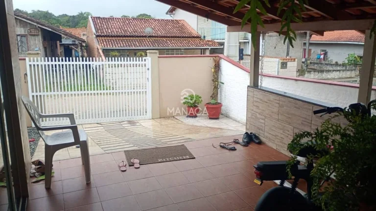 Imagem 2 casas no terreno bairro Pedras Brancas BR101