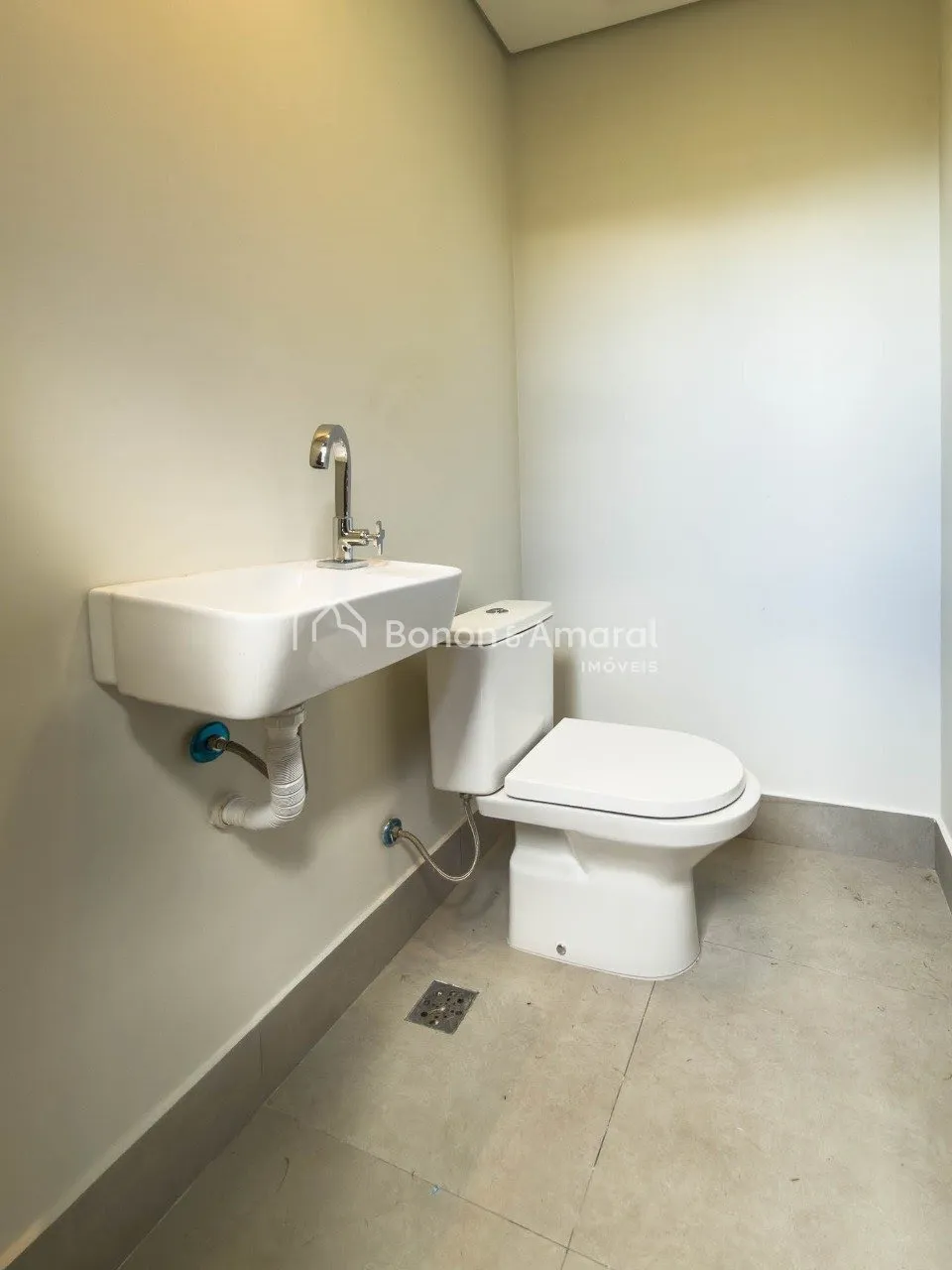 Imagem Casa Moderna com Piscina no Condomínio Bella Campinas - Exclusividade e Conforto em Localização Estratégica