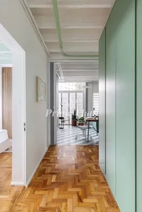 Imagem Apartamento disponível para venda no Edifício Copan, com 100m² e 2 dormitórios