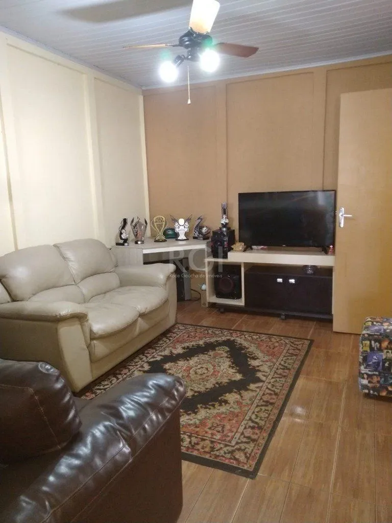 Imagem Casa para Venda - 76m², 5 dormitórios, 3 vagas - Santo Antonio
