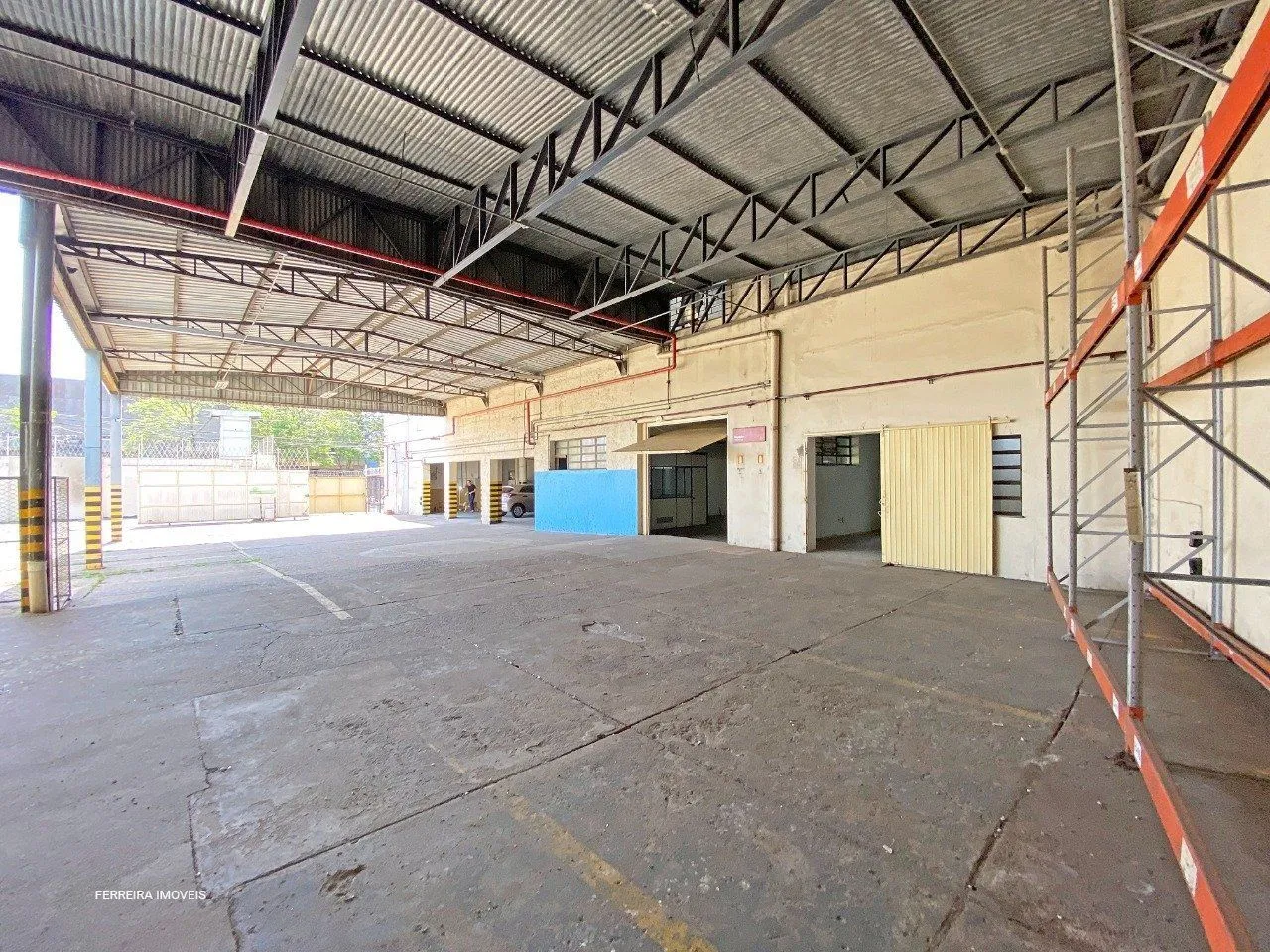 Imagem Predio para Venda - 2297m², 0 dormitórios, 20 vagas - Floresta