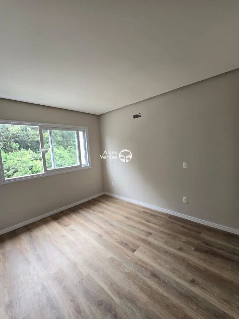 Imagem Vende-se Apartamento 1 suite em Canela a 2 minutos da Catedral de Pedra