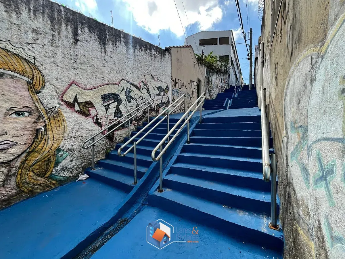 Imagem Casa para venda em Vila Maria Alta com 6 quartos, sendo 1 suíte, 815m²