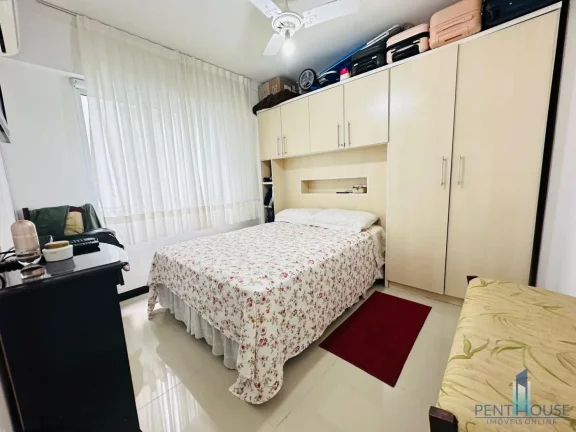 Imagem Apartamento Quadra Mar para Venda em Balneário Camboriú, CENTRO, 2 dormitórios, 1 banheiro, 2 vagas