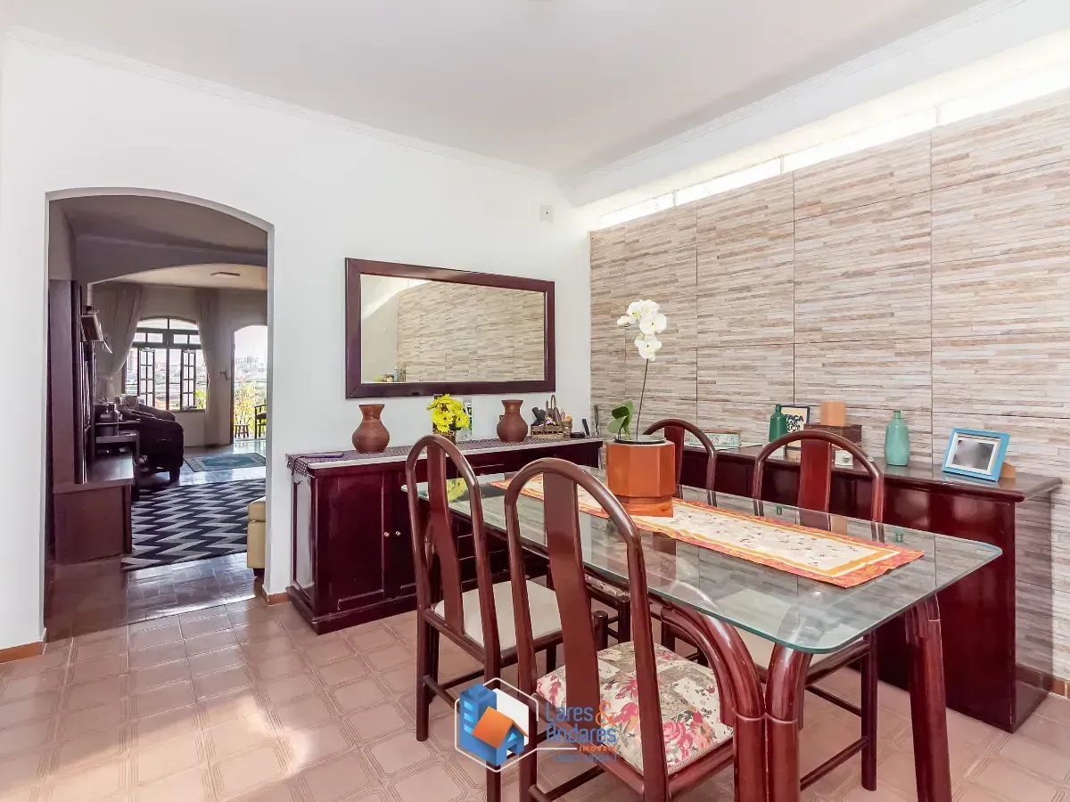Imagem Sobrado para venda em Nossa Senhora do Ó com 3 quartos, sendo 1 suíte, 233m²