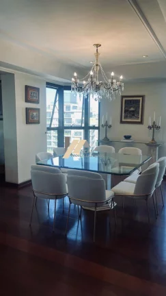 Imagem Apartamento à venda no Cambuí em Campinas, São Paulo.
